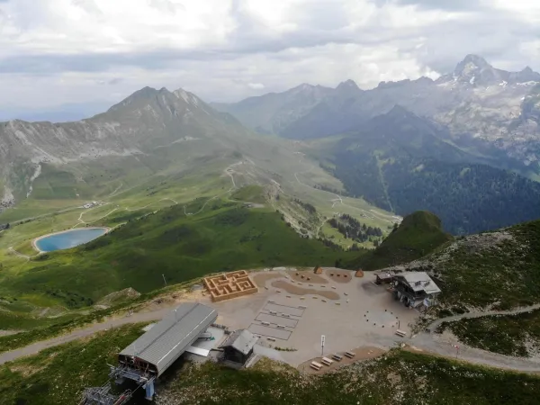 Pétanque : terrain au sommet du mont Lachat