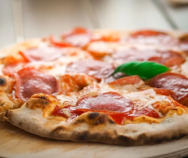 Pizza à emporter L'Optraken 1300