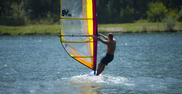 Lac de planche à voile des Ilettes