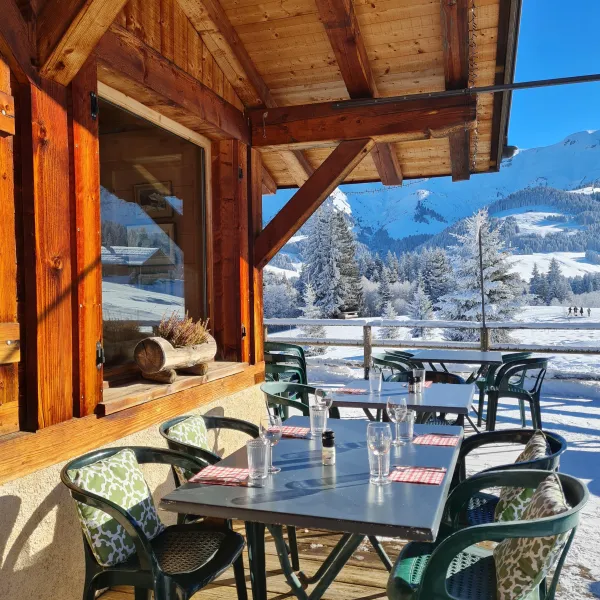 Un déjeuner au Babotch en terrasse