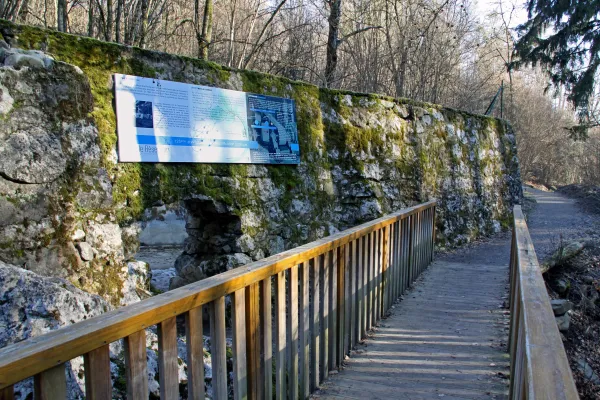 Le réservoir de l'ancienne centrale électrique