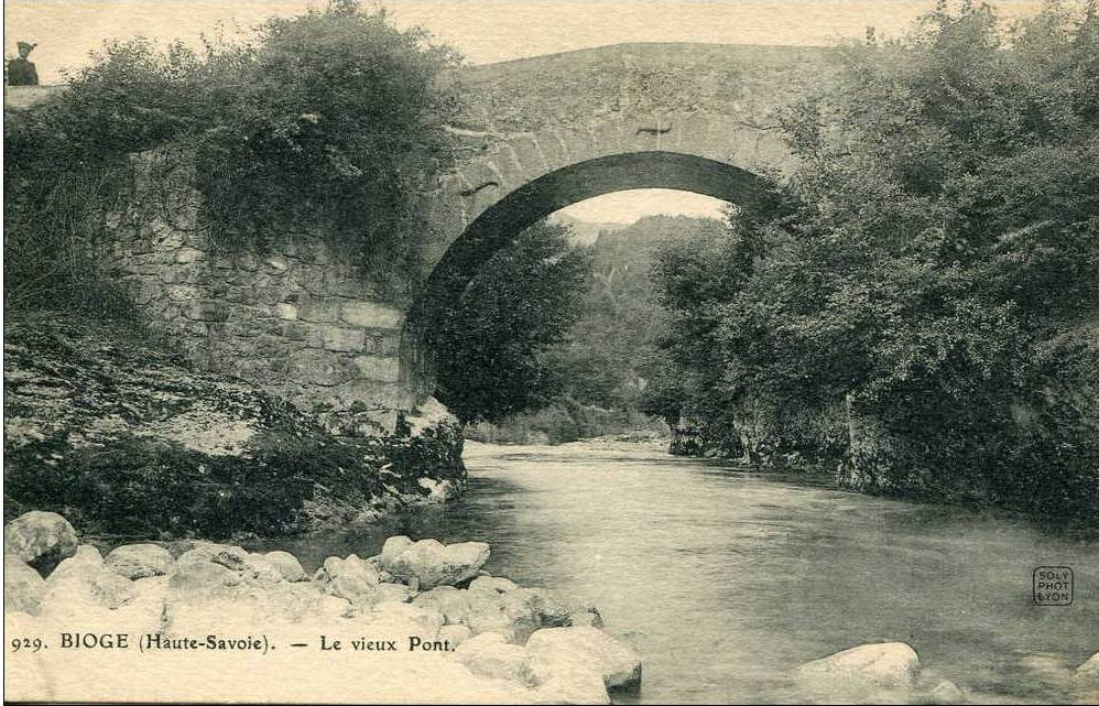 Le pont de Bioge à Féternes