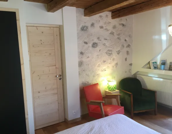 chambre avec fauteuils