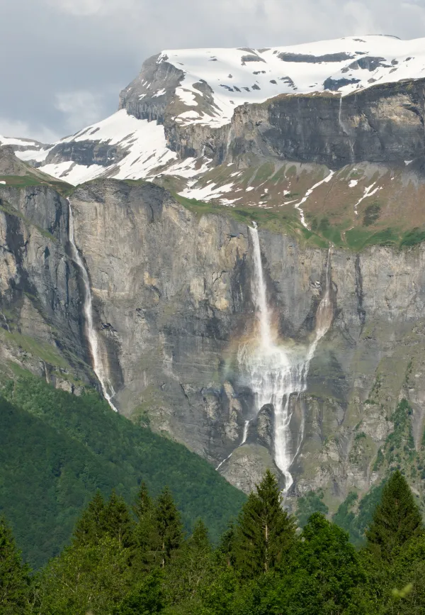 cascades arc en ciel