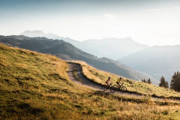 Les Confins/Le Grand-Bornand - Itinéraire VTT Cross country n°8