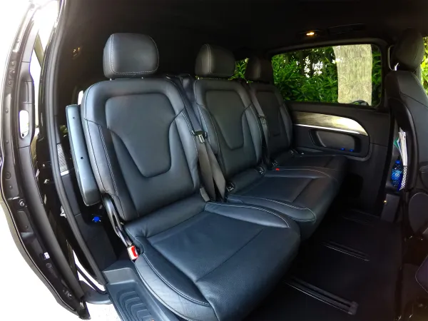 Rservices Chauffered Cars