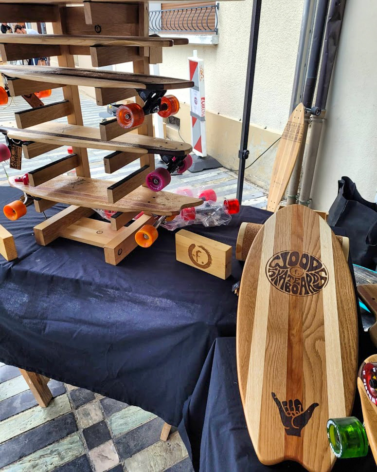 WoodSkateboard