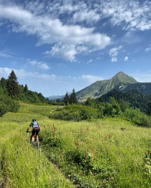 Sortie VTT enduro & E-bike dans la Vallée d'Abondance