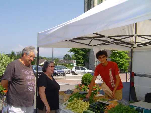 Marché de Vallières-sur-Fier