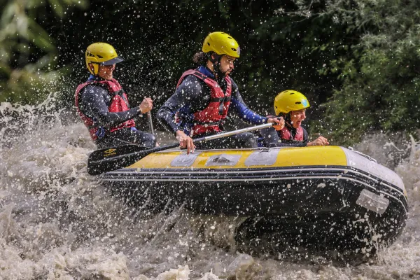 Mini-Raft Sport à Passy avec Session Raft