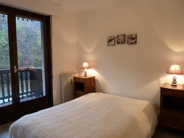 chambre grand lit