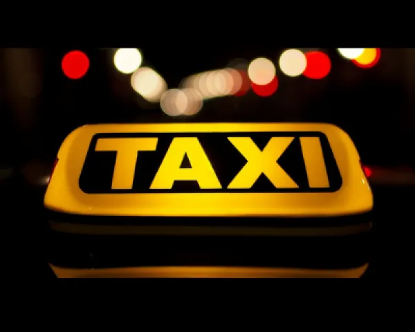 Taxi n°4 - Taxi Lionel Trombert