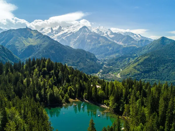 Vue drone sur le Lac Vert