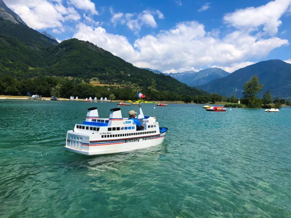 Bateaux électriques sur le Lac de Passy