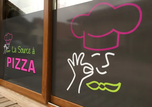 Pizzas à emporter La Source à Pizza