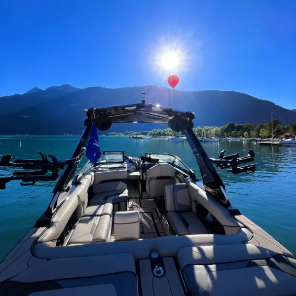 Privatisation Centurion 1 heure : wakesurf/wakeboard