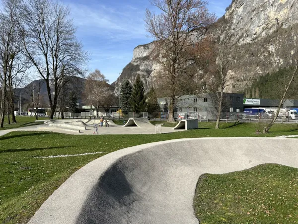 Pumptrack et skate park de Magland