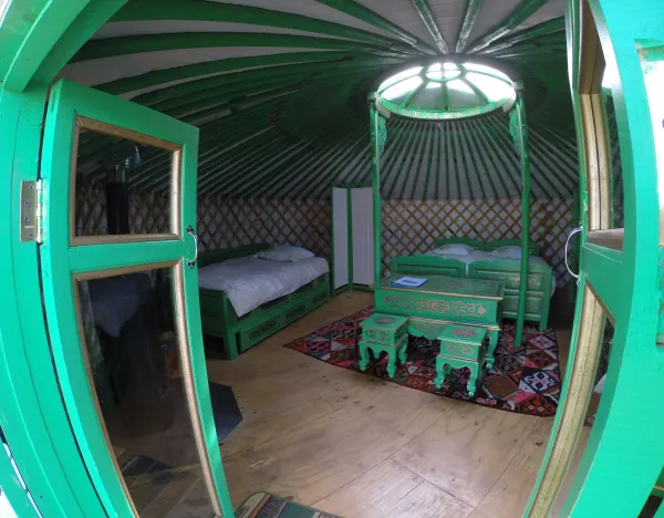 Intérieur de la yourte