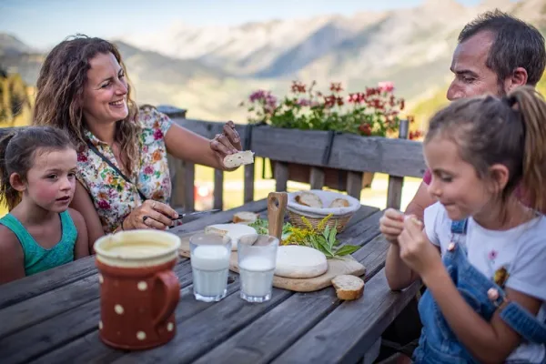 Randonnée Fondue au reblochon au soleil couchant