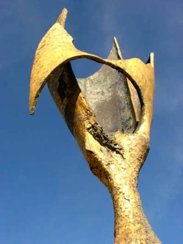 Sculpture - La Porte Bleue