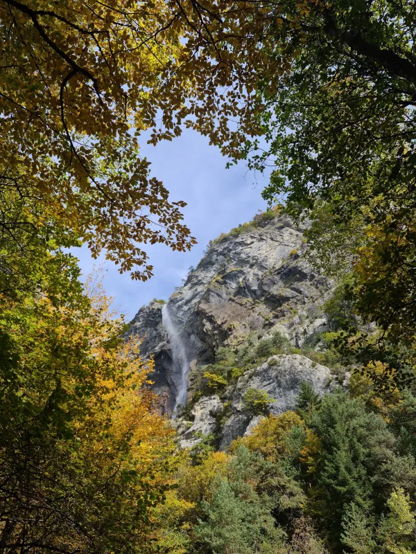 Sentier pédestre : promenade d'Arpenaz à Luzier
