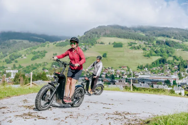 Sortie en Mountain E-scooter
