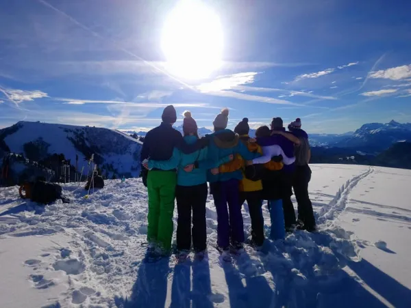 Sortie nocturne en raquettes avec  Magical Snow Treks