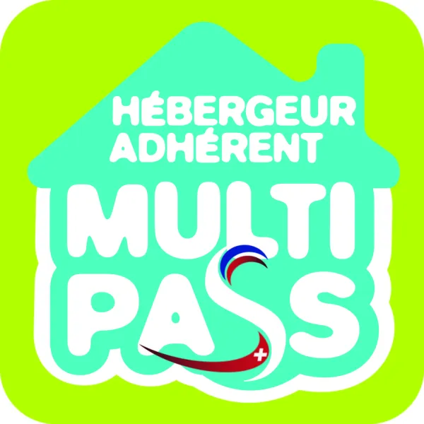 Hébergeur Multi Pass inclus