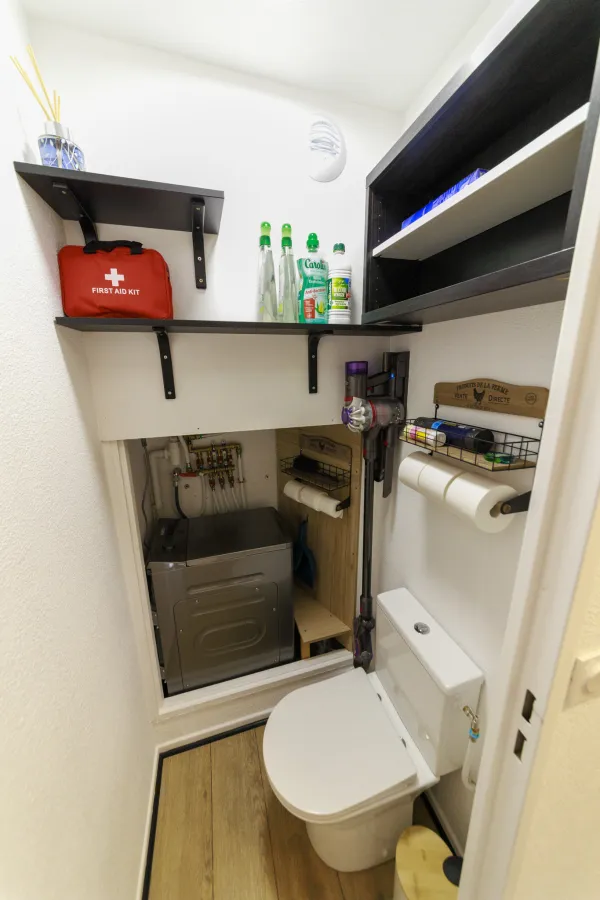 Toilettes séparées