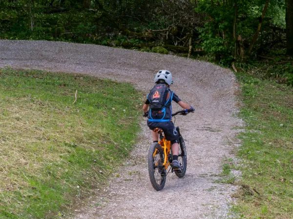 Enfant VTT