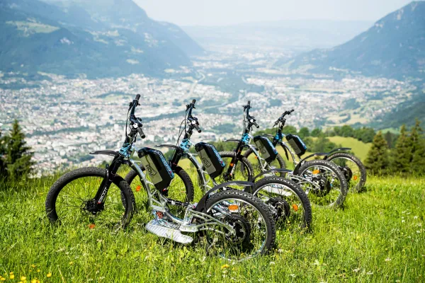 Trottinettes électriques - Plateau d'Agy