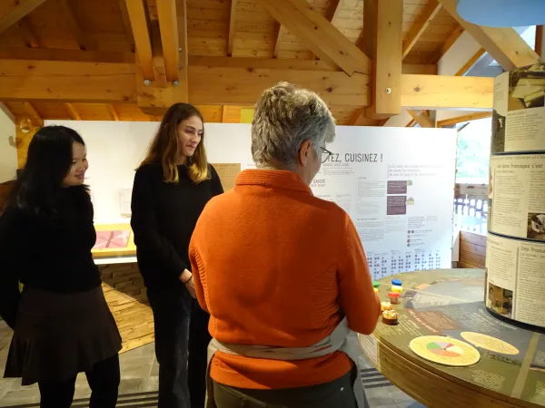 Visite commentée de la Maison du Fromage Abondance