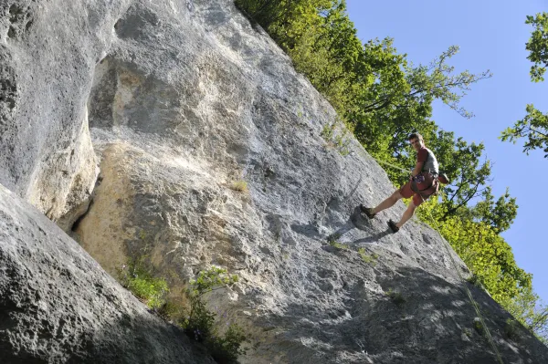 Voies d'escalade de Lesvaux à la Mandallaz