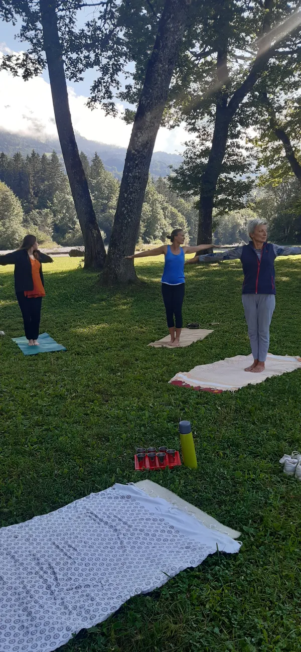 Yoga Jaw lac de Morillon