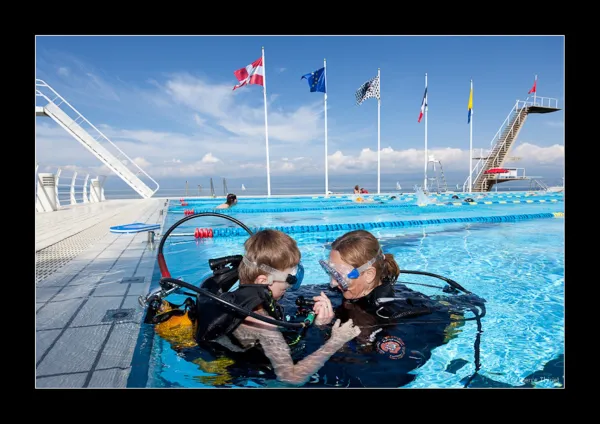 Baptême de plongée en piscine