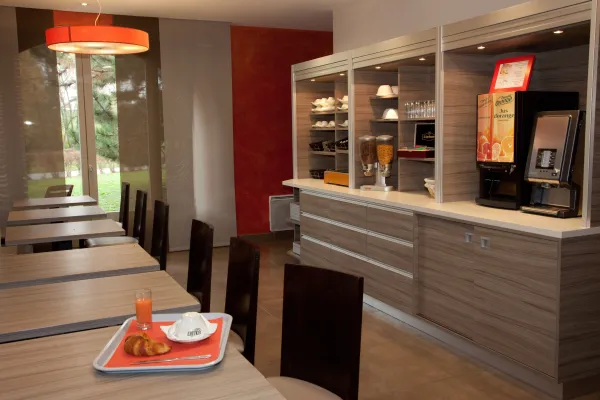 Salle petit-déjeuner