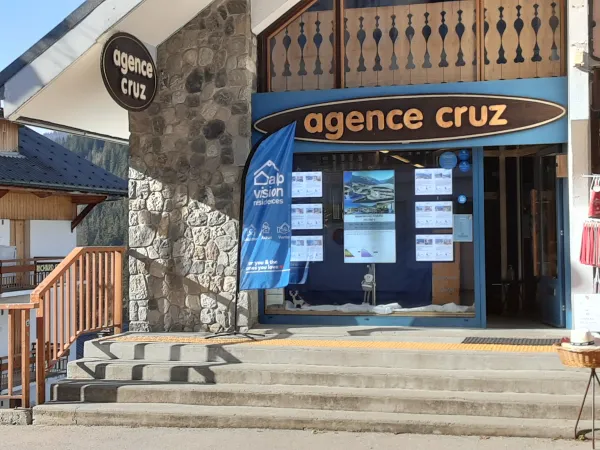 Alpvision Résidences / Agence Cruz