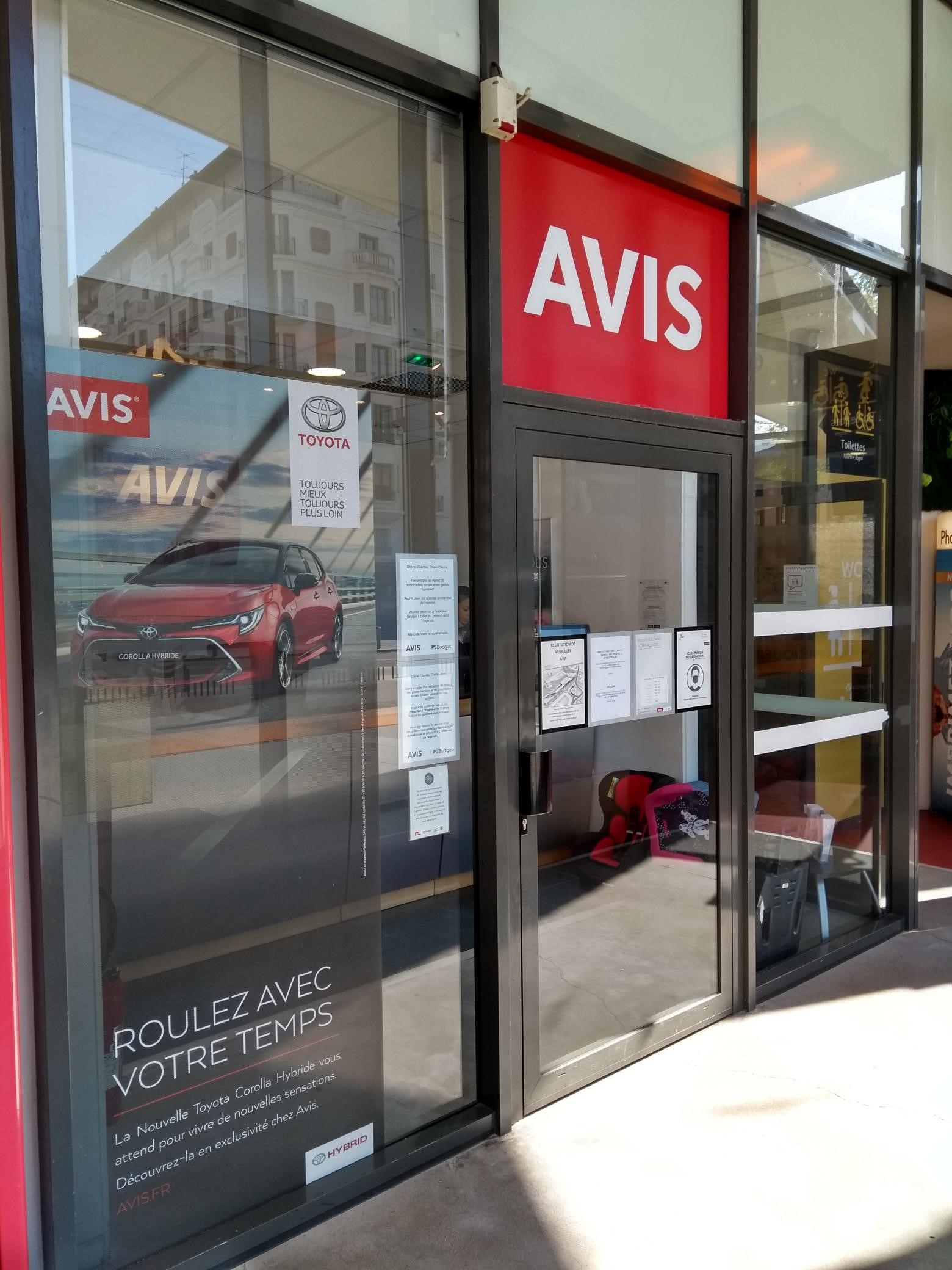 Avis
