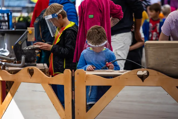 Sculpture sur bois pour enfants