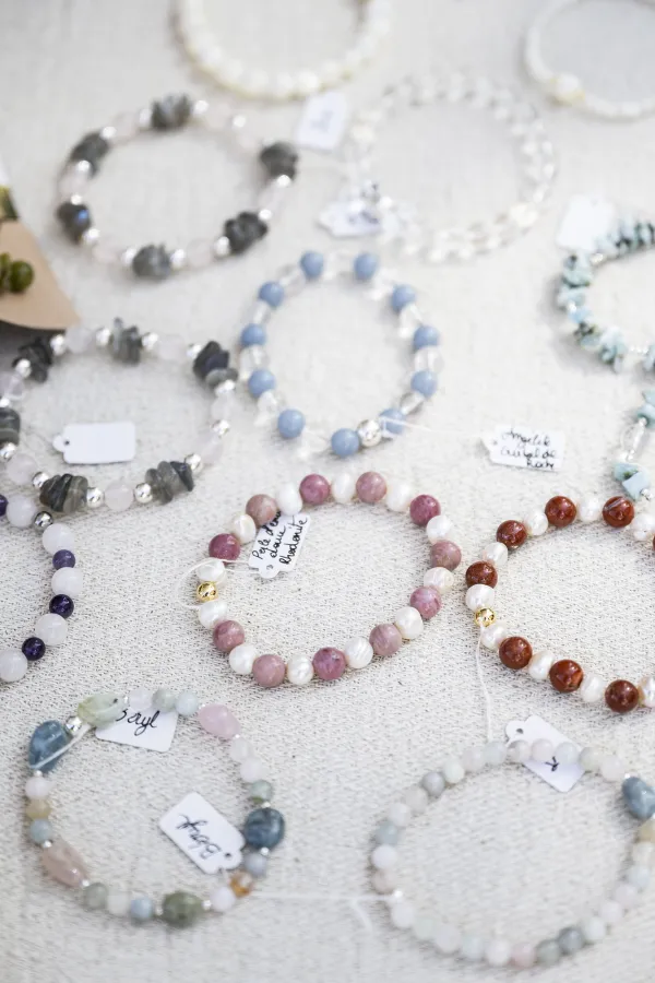 Bracelets en pierres semi précieuses
