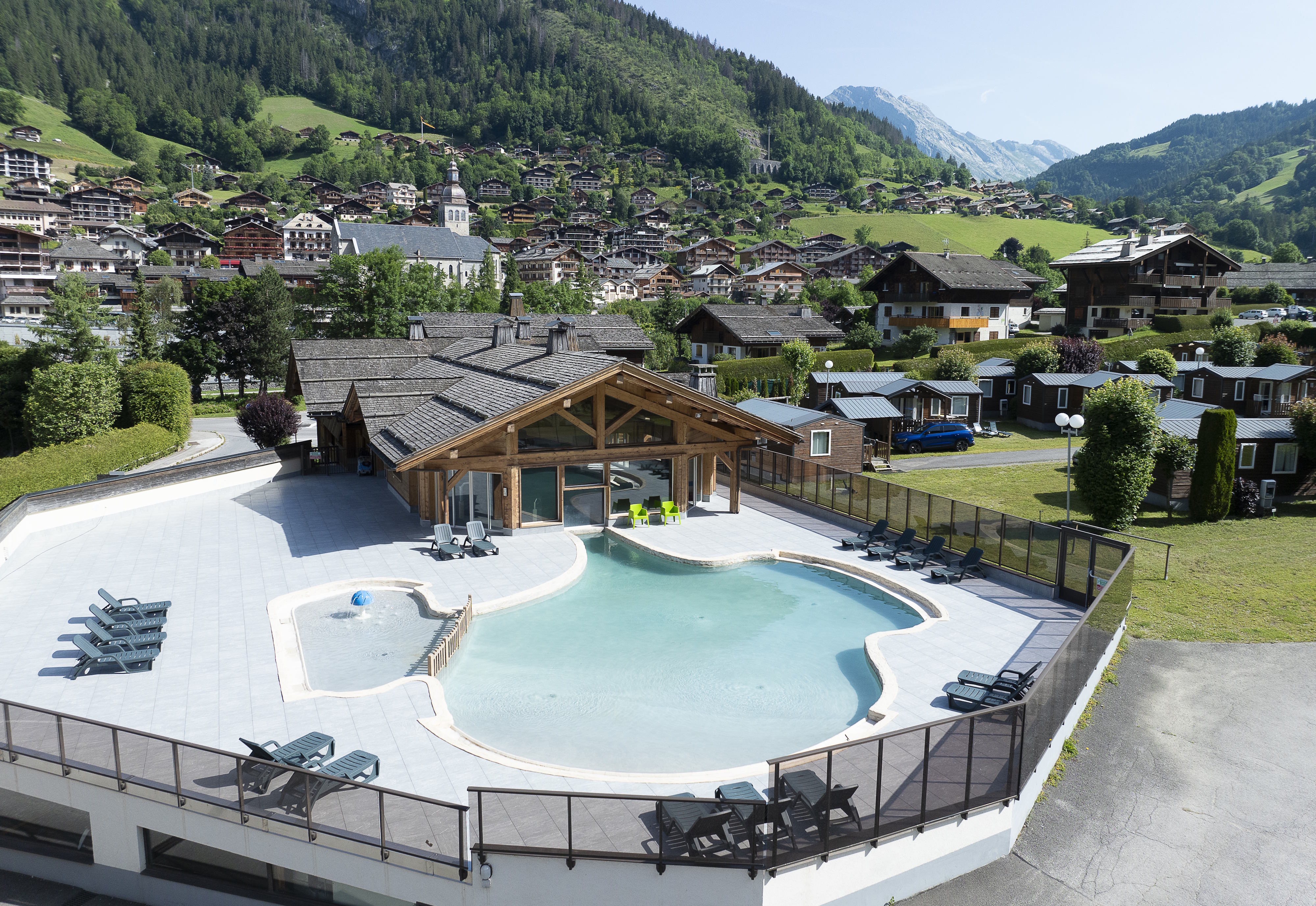 Piscine extérieure