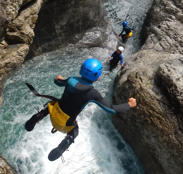 Canyon famille : les toboggans de Balme