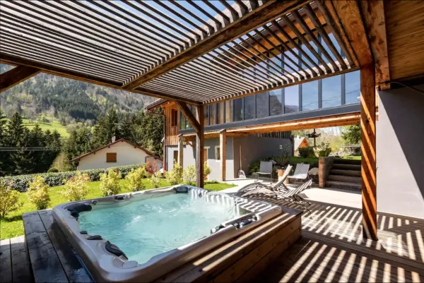 Jacuzzi