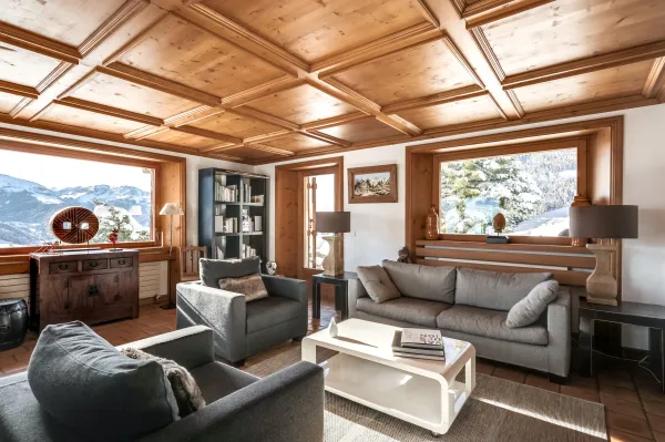 Le salon, aux vues panoramiques