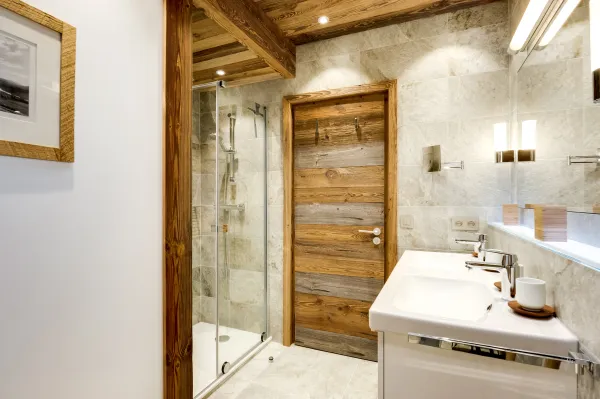 Une première salle de bain