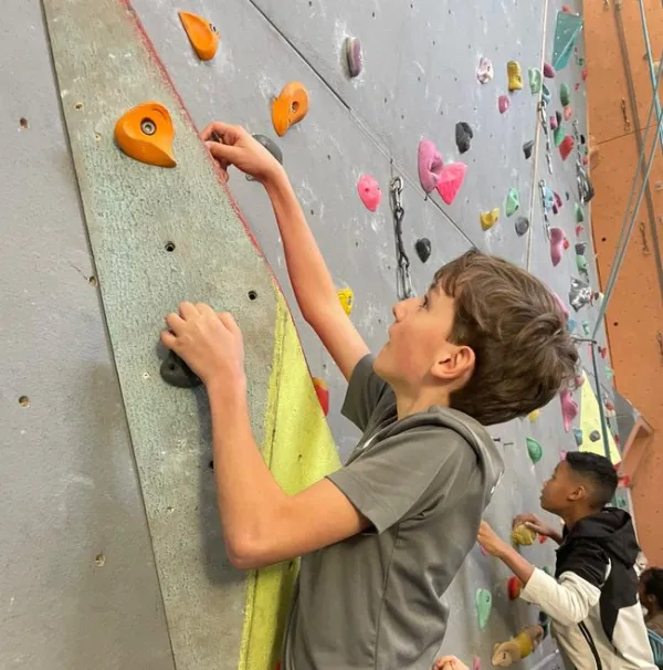 Stage d'escalade de 18 mois à 10 ans