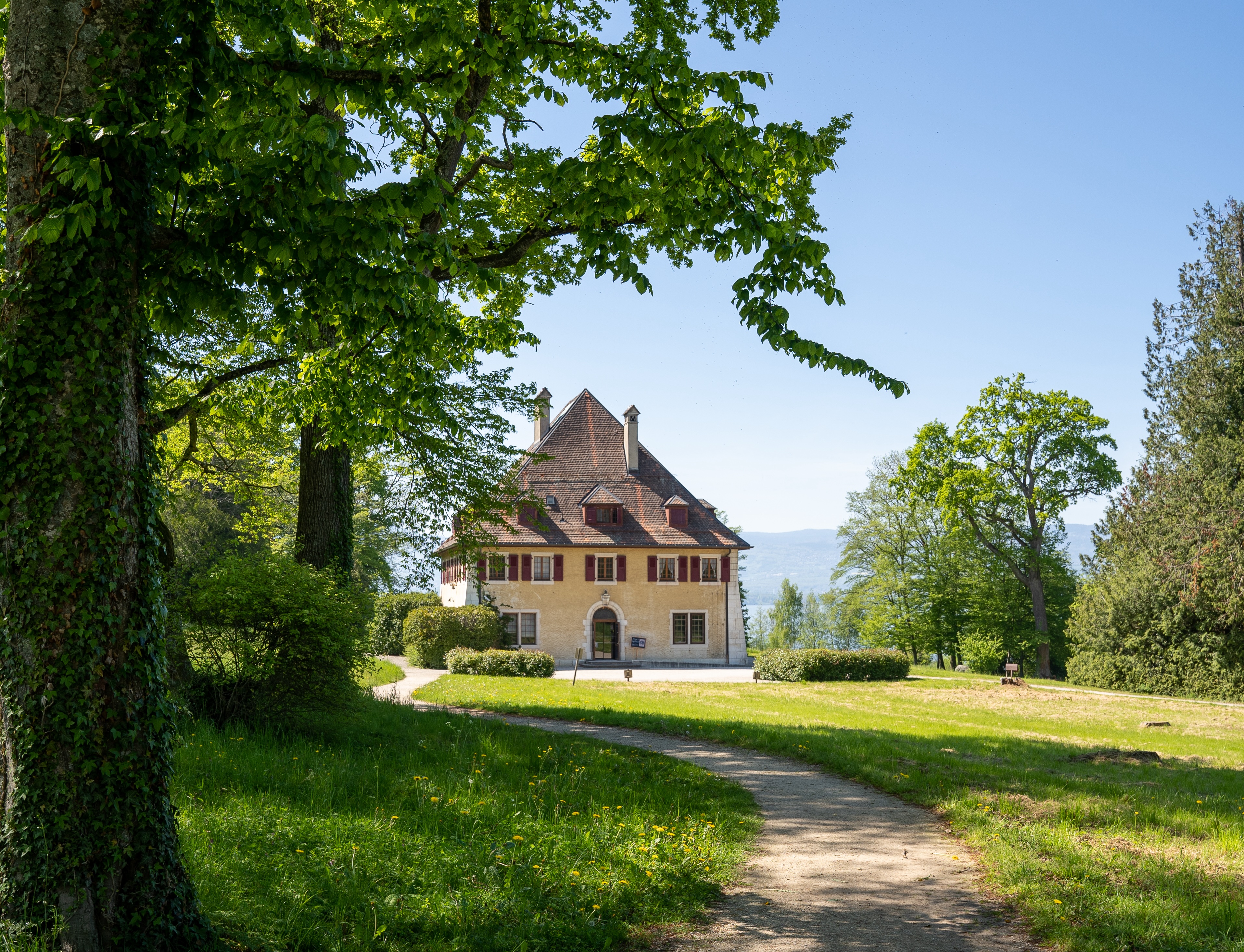 L'espace culturel de la chataignière dans le domaine de rovorée à Yvoire