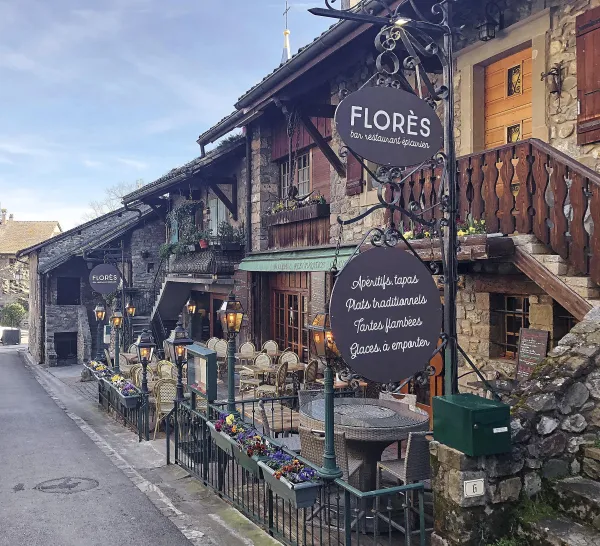 Florès