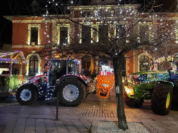 Parade des tracteurs lumineux