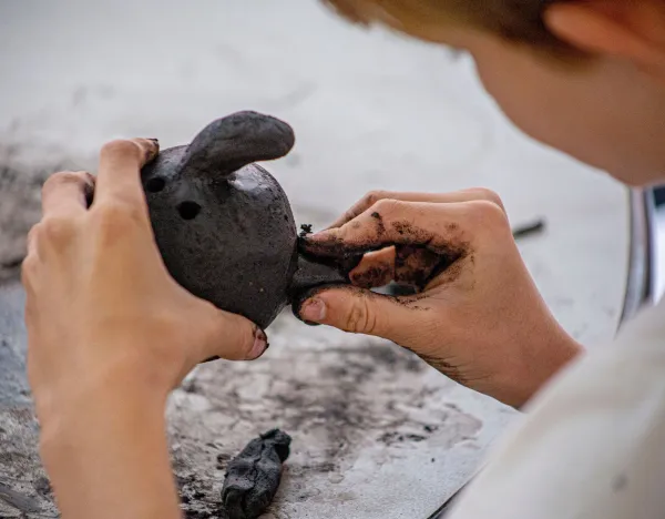Atelier poterie pour enfants
